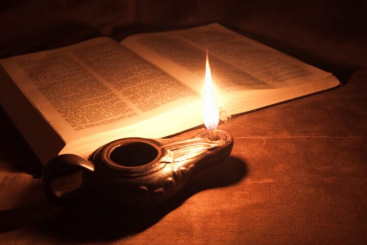 https://harvestcommunity.net/a-lamp-lit/
