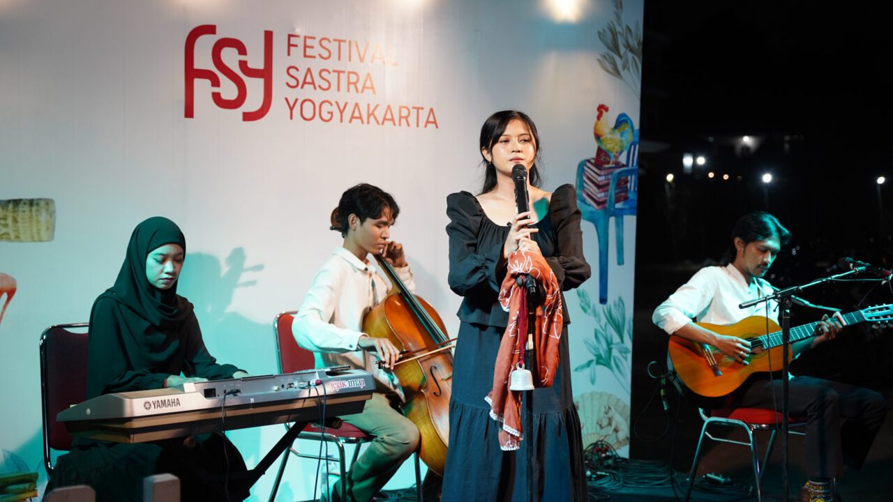 Penampilan Musik dan Monolog Turut Meriahkan Festival Sastra Yogyakarta 2025