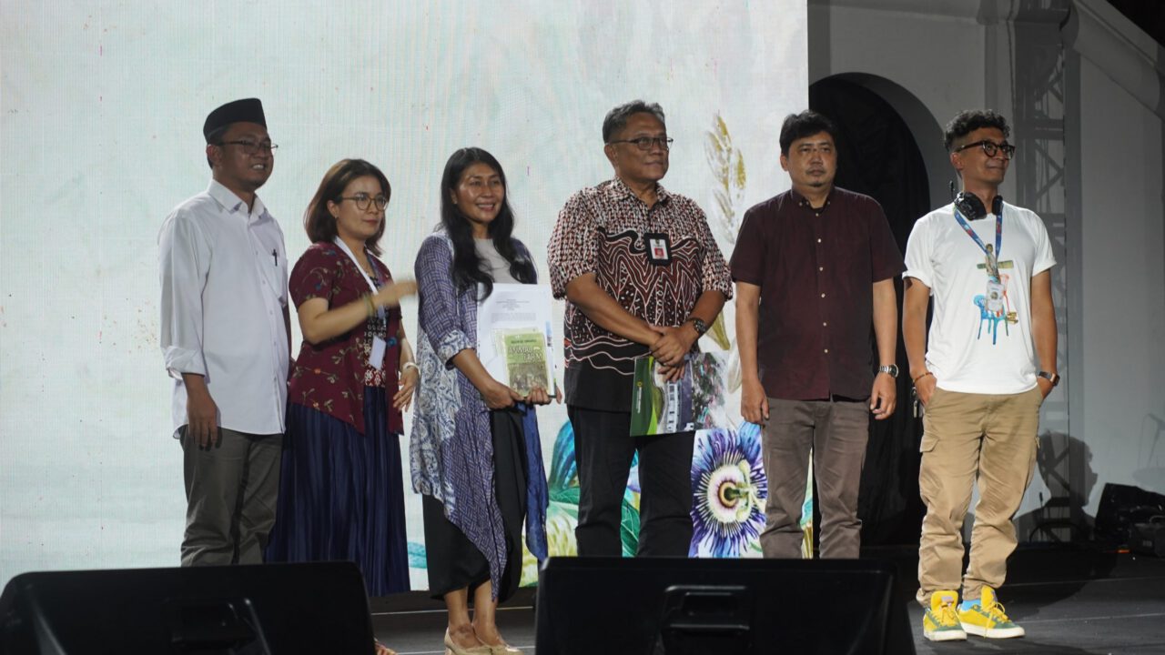 Festival Sastra Yogyakarta 2025 ditutup di Amphiteater TBEG. Kredidt: FSY 2025.