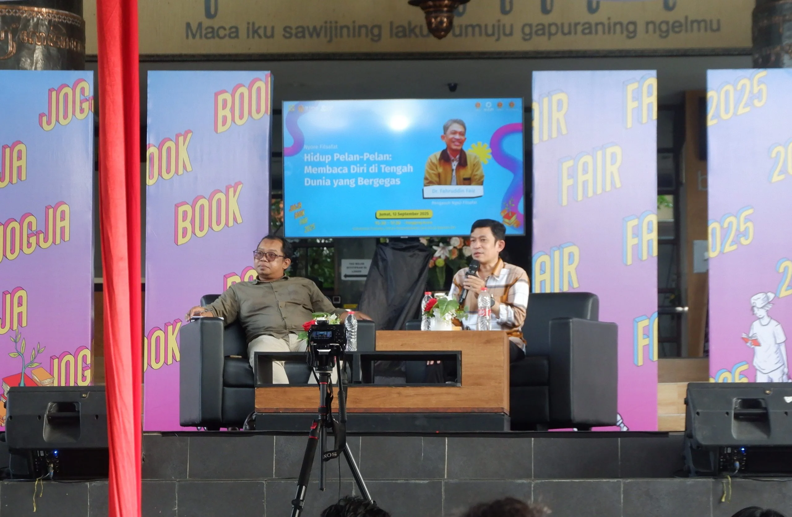 Bukan Sekadar Melamban, Tapi Juga Bermakna