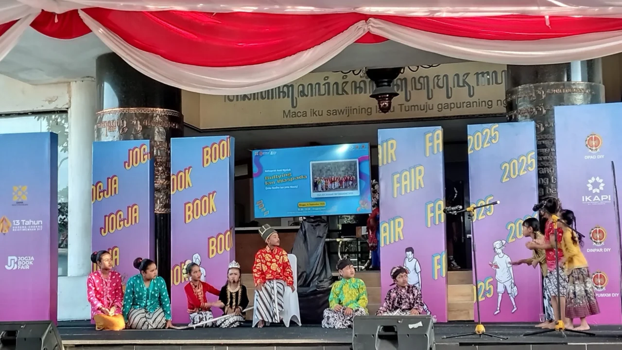 Kethoprak Anak Ngakak dan Peliput yang Tidak Waspada