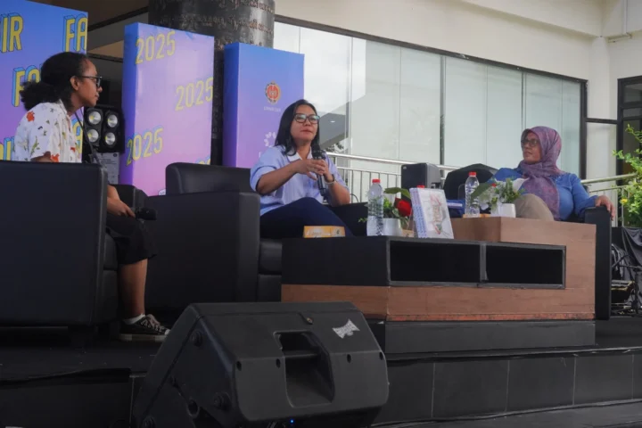 Koloni Semut dan Cermin Kemanusiaan Kita