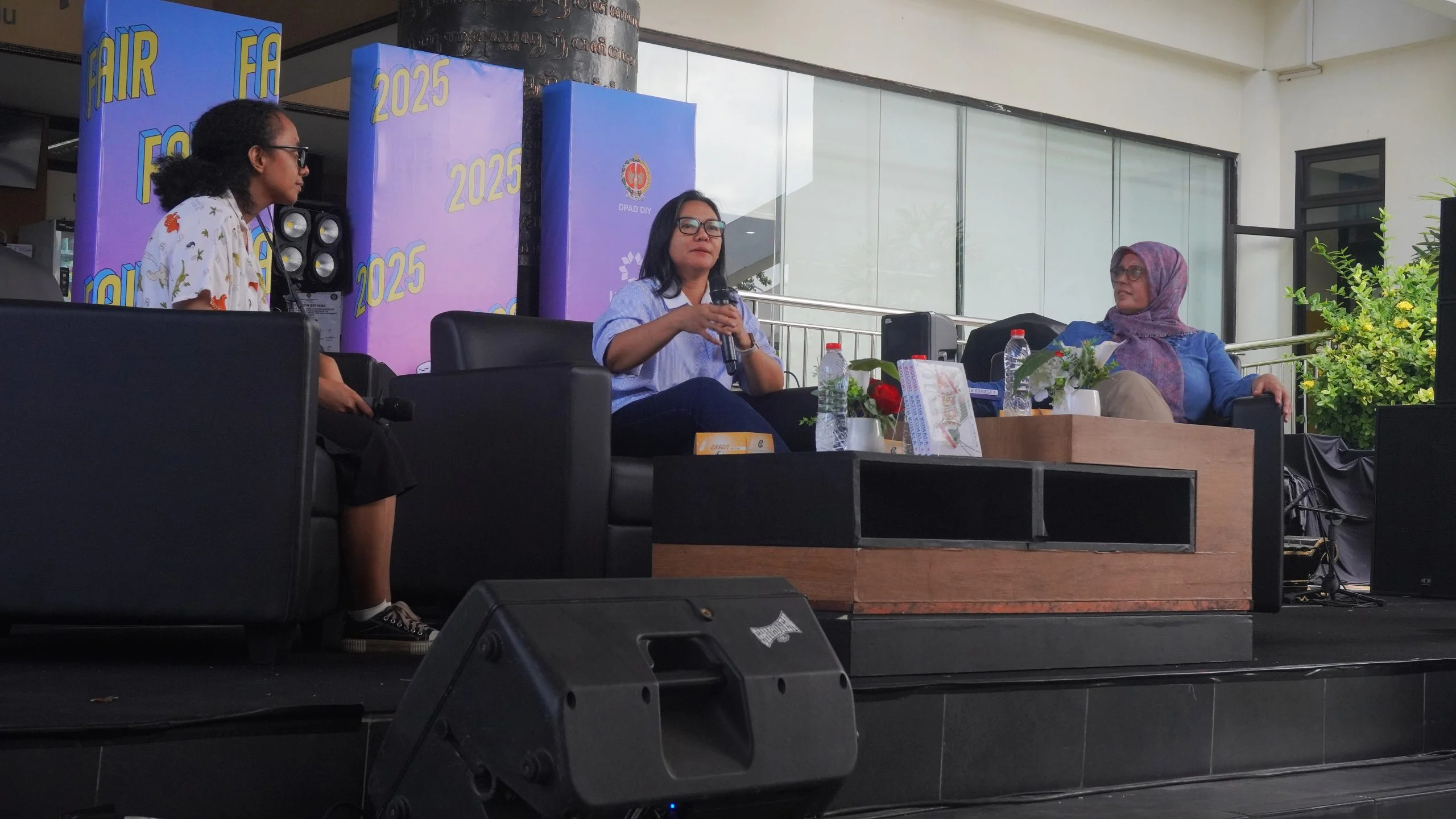 Koloni Semut dan Cermin Kemanusiaan Kita