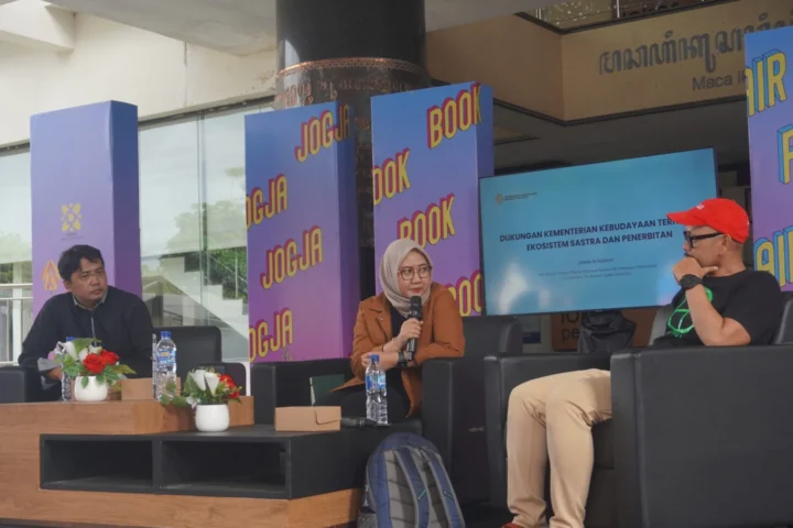 Lumbung Sastra di Yogya: Catatan dari Pinggir Pertemuan Penerbit