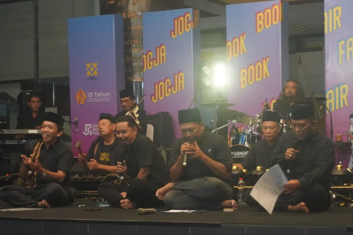 Maaf, Saya Gagal Meliput Sinau Bareng Kiai Kanjeng