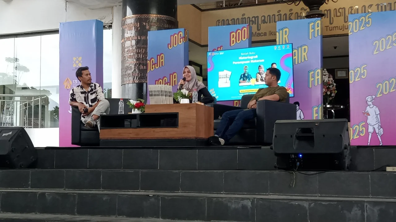 Membaca Historiografi Perempuan Mataram Antara Bakti dan Perlawanan