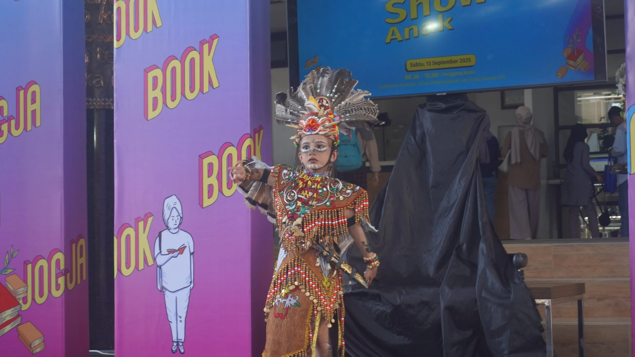 Sastra-Fesyen dalam Lomba Fashion Show Dongeng Nusantara