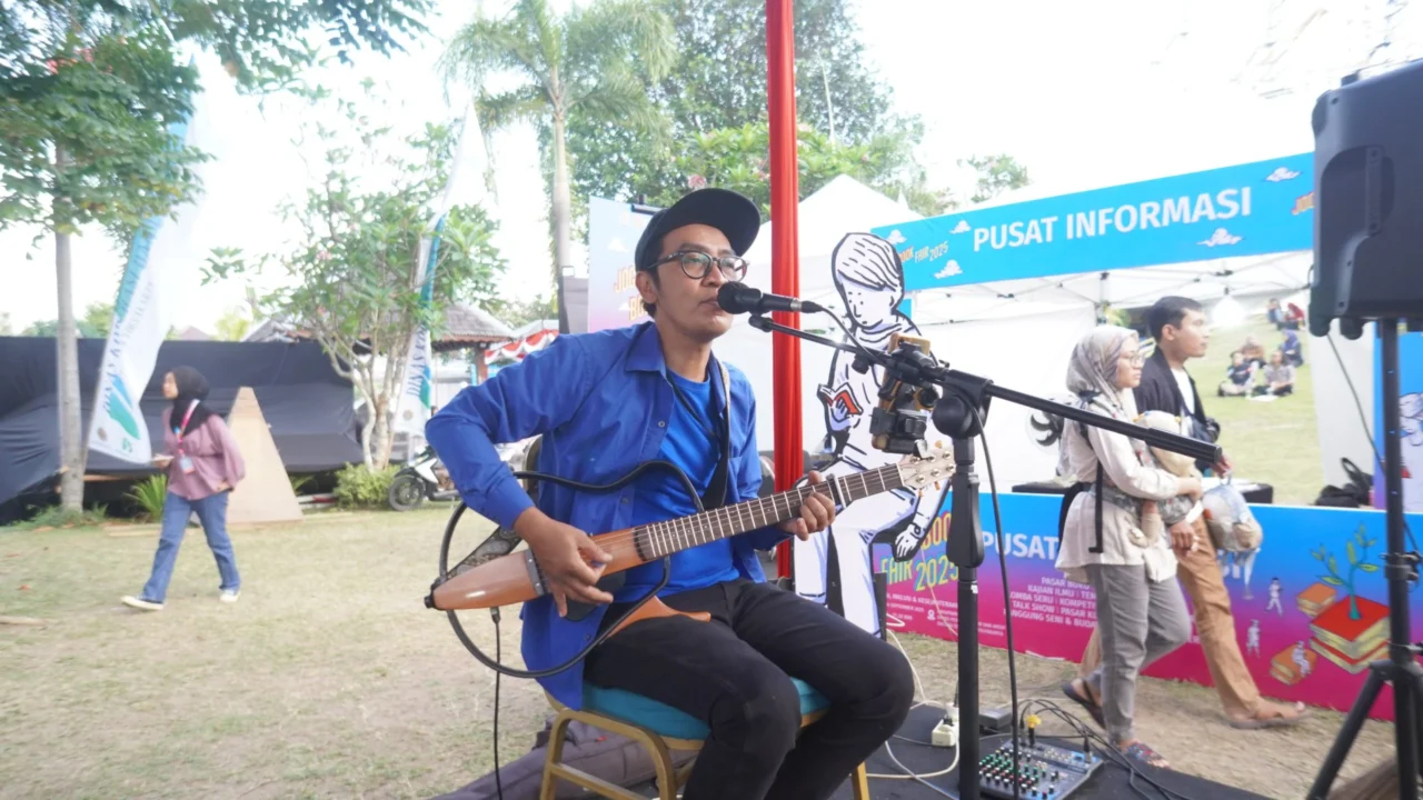 Terima Kasih Semuanya, Terima Kasih Musik Senja